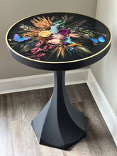 Load image into Gallery viewer, Bridal Bouquet Preservation Waitlist